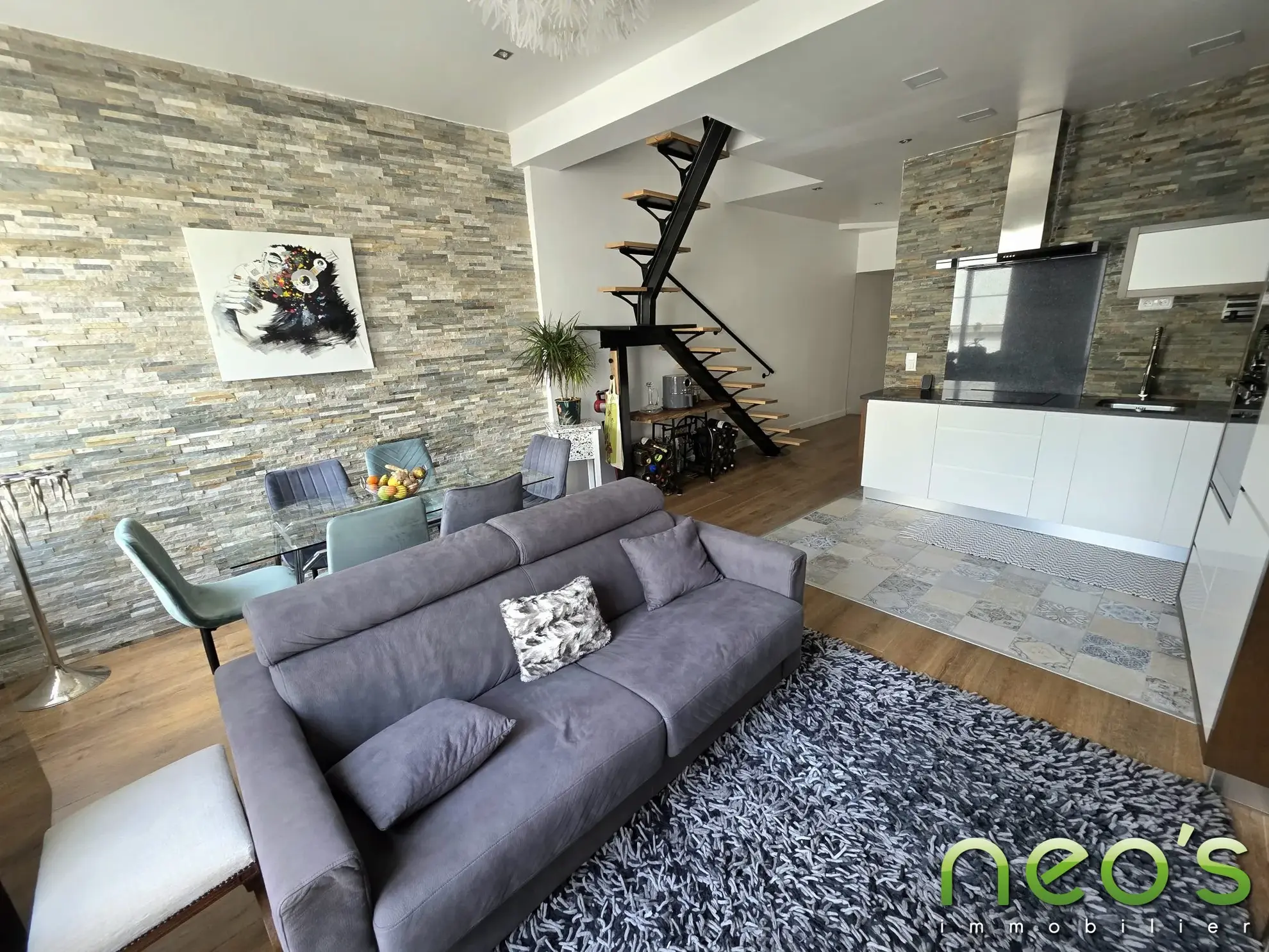 Appartement rénové avec terrasse au centre-ville de Cholet - 74m² 