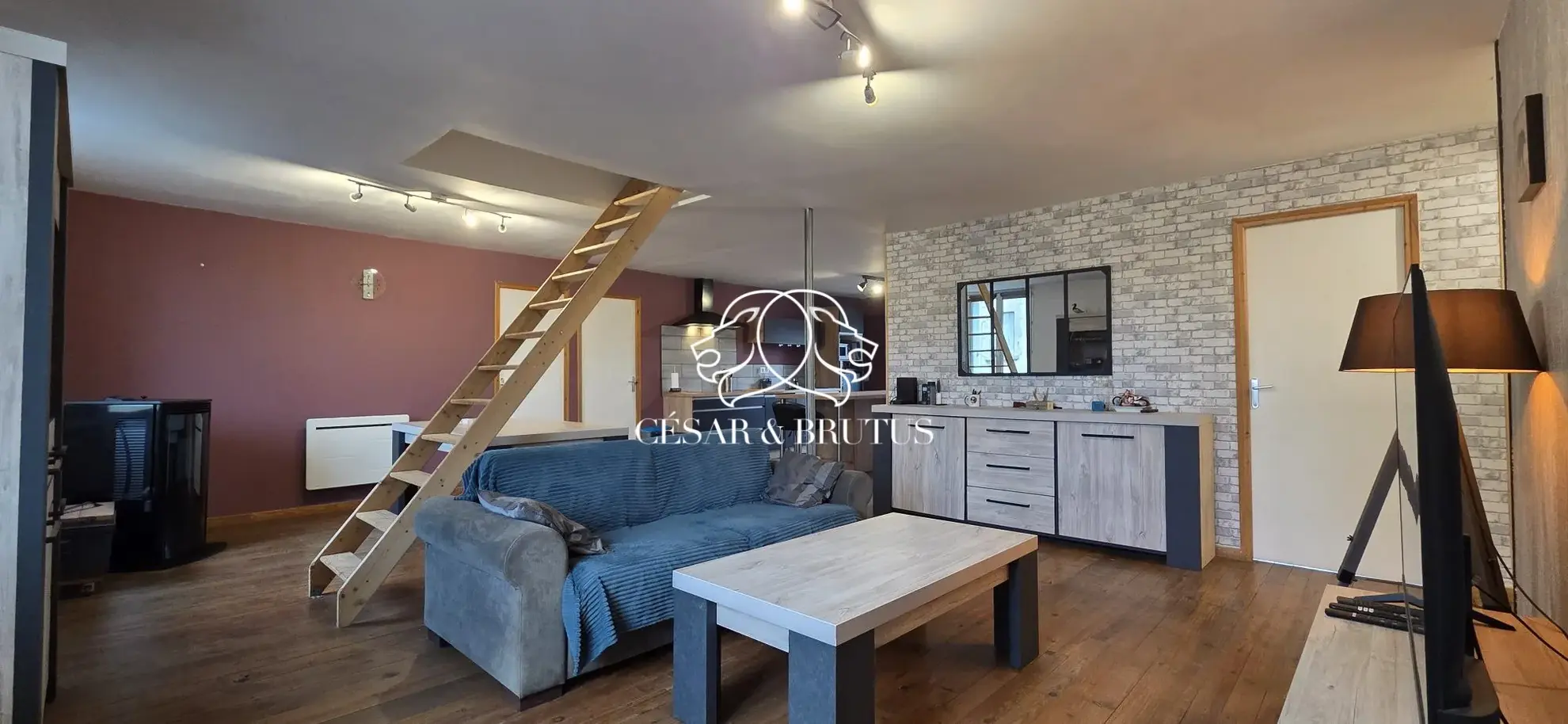 Maison 7 pièces avec grand garage à Costaros – Idéale famille ou artisan 