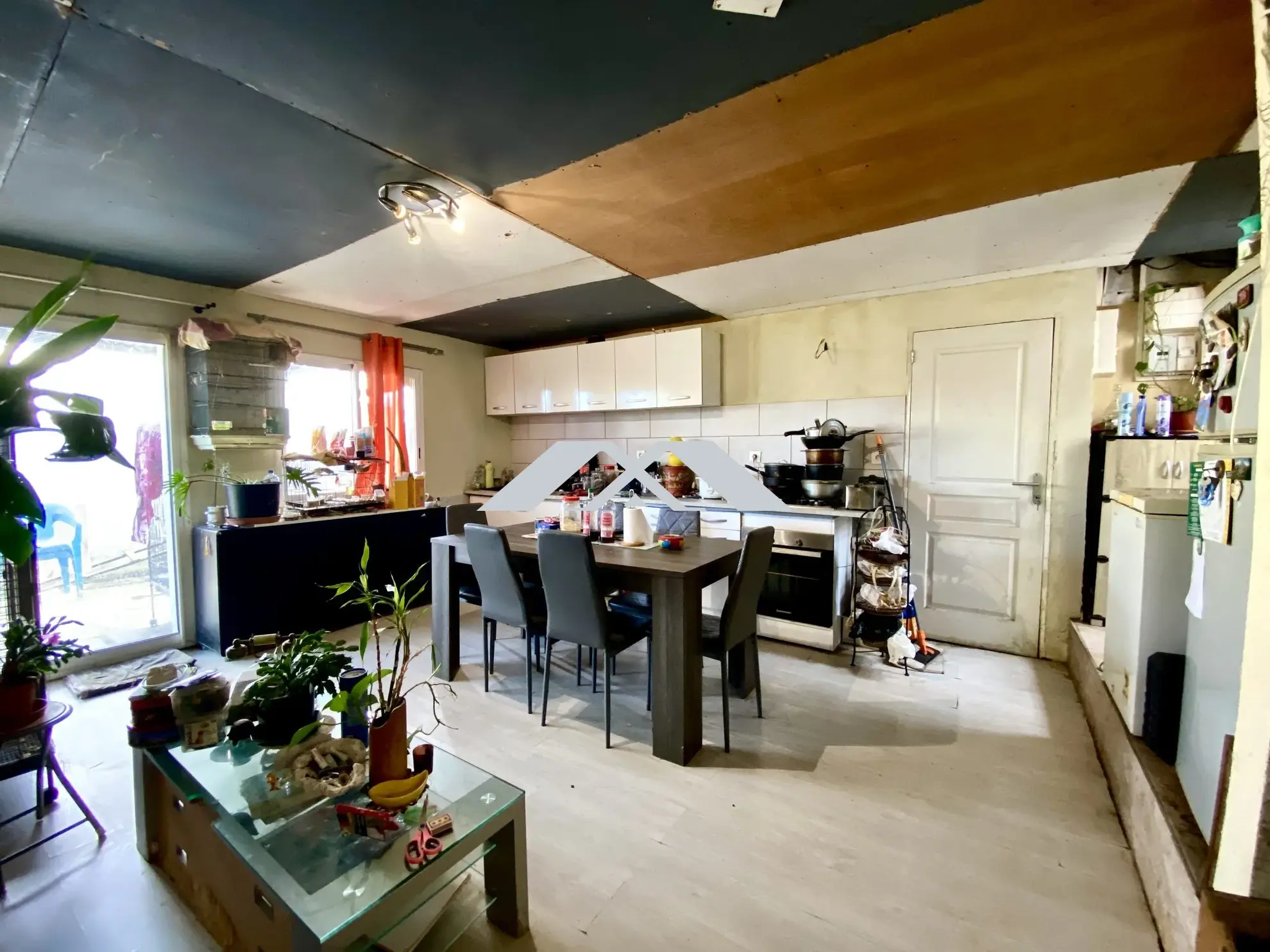 Maison F3 à vendre à Le Tampon, jardin et proximité commodités 