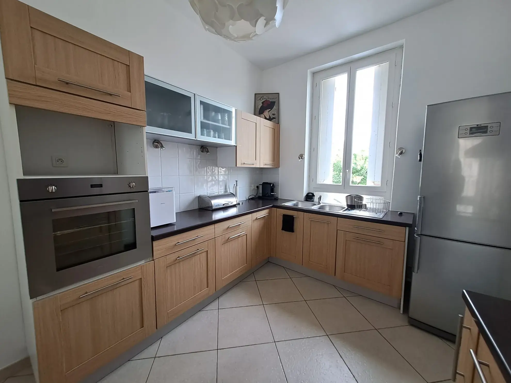 Charmante maison en pierre à Arbanats avec cour et terrasse - 70 m² 