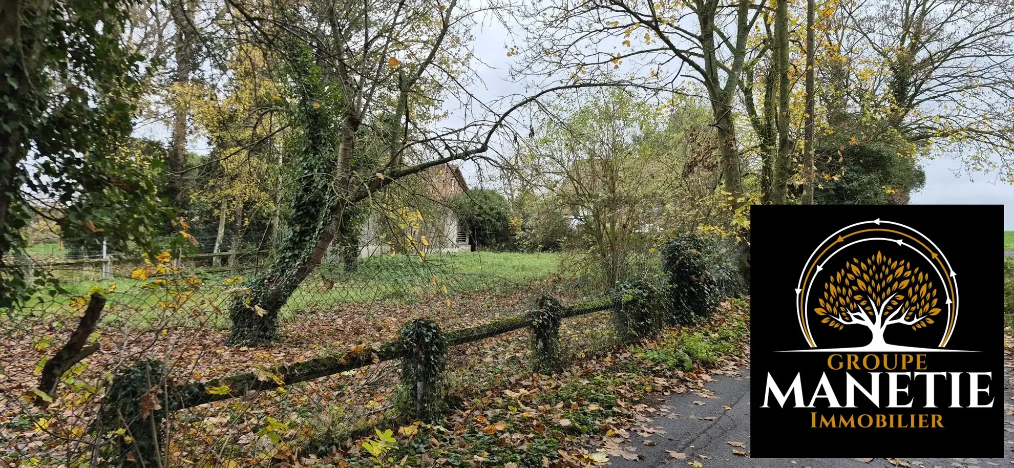 Terrain constructible à Monchecourt de 771 m² avec accès facilité 