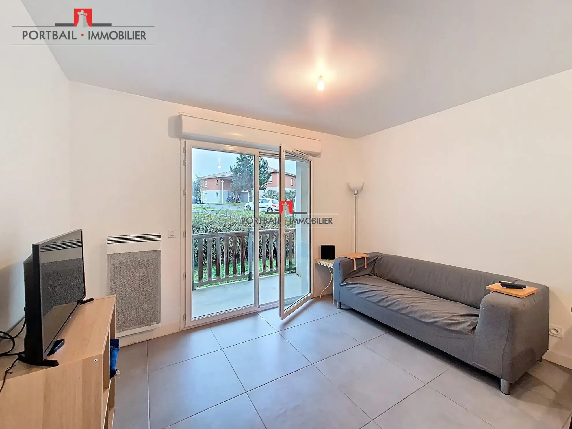 Appartement T2 loué avec balcon et piscine à Saint-Quentin-de-Baron 