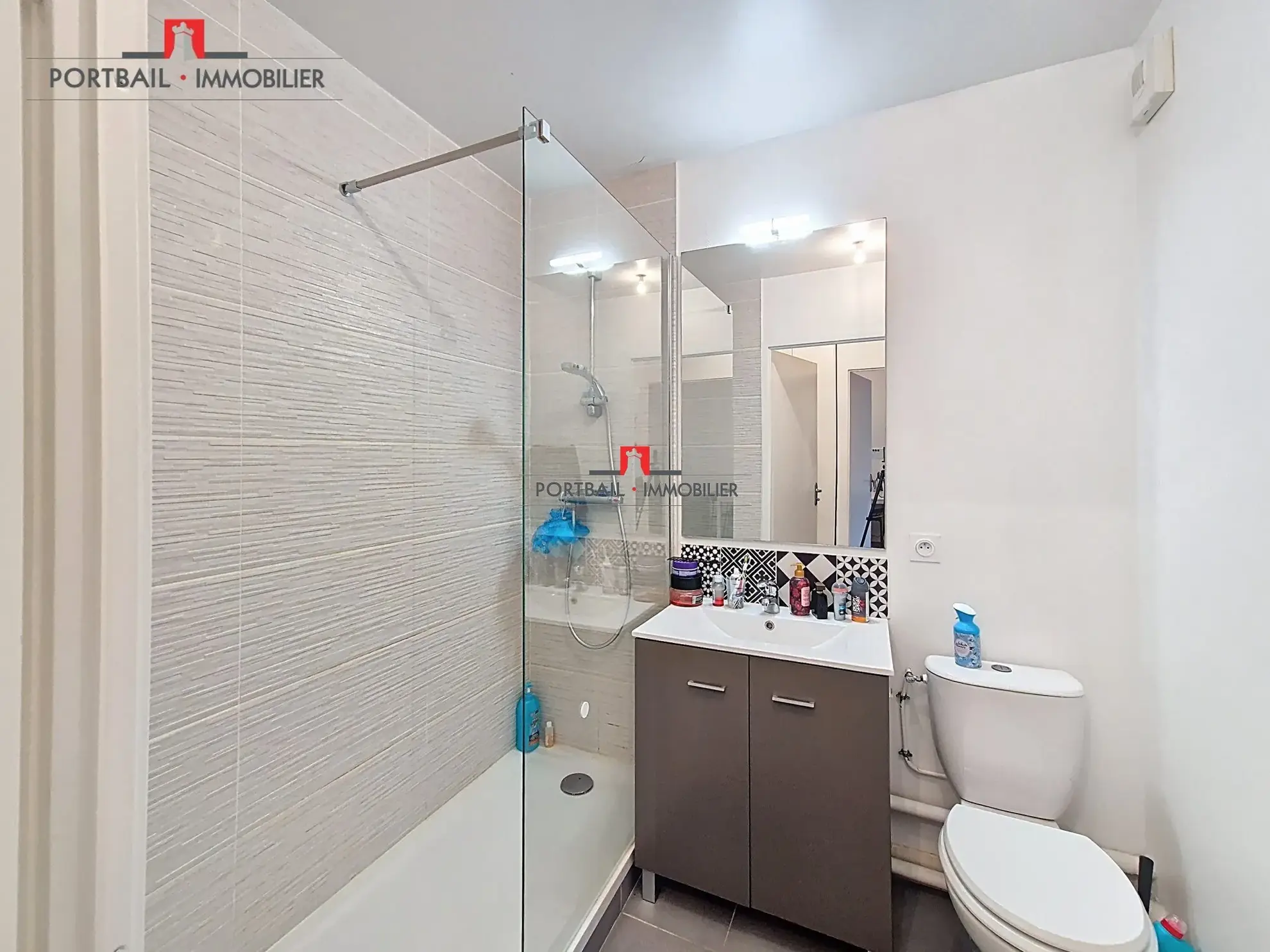 Appartement T2 loué avec balcon et piscine à Saint-Quentin-de-Baron 