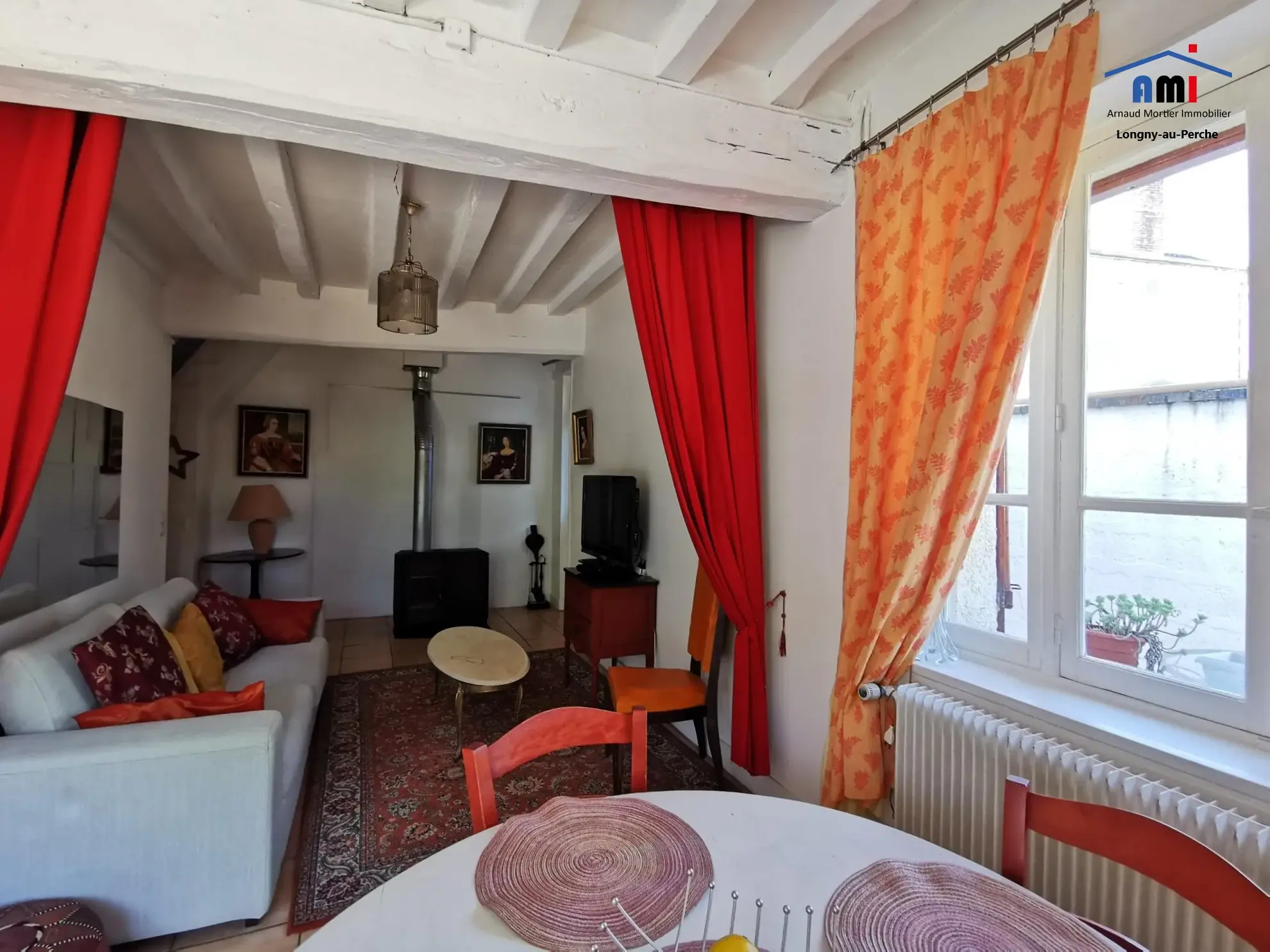 Maison de ville ancienne de 65 m² avec jardin et accès rivière à Longny au Perche 