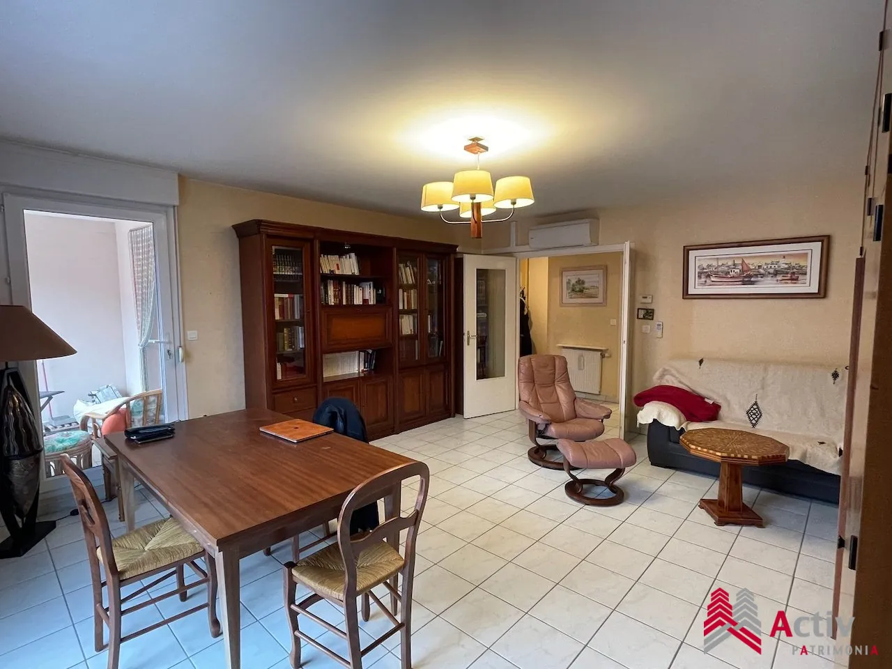 Spacieux T3 à Ambérieu-en-Bugey avec balcon et garage près de la gare