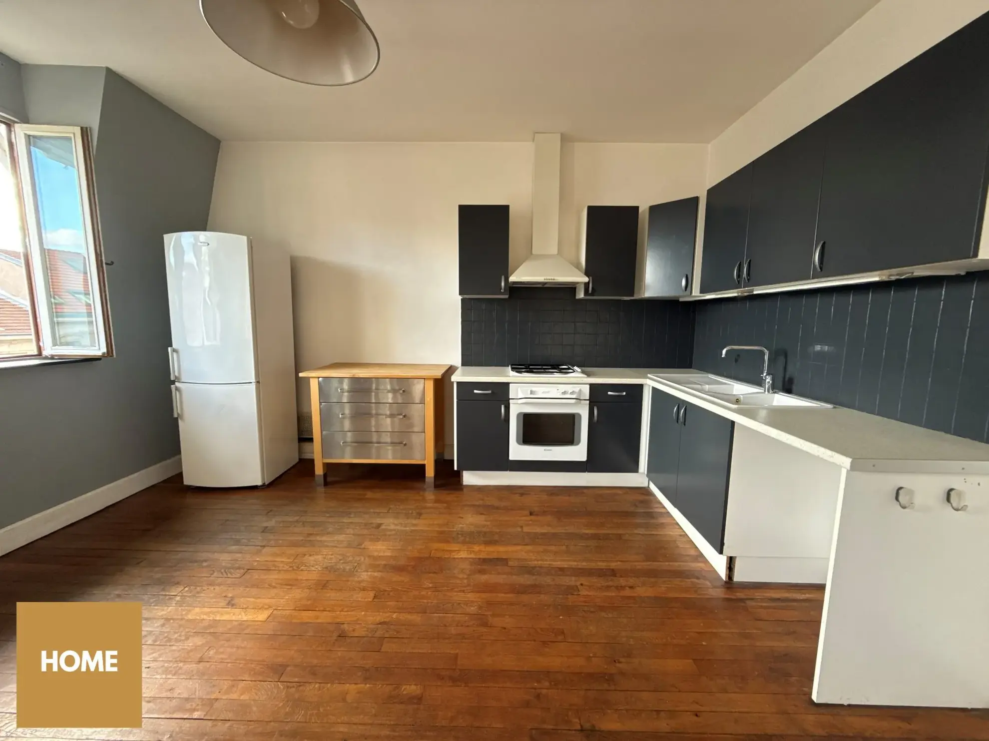Magnifique appartement 4 pièces de 94 m² à Nancy - Charme et luminosité 