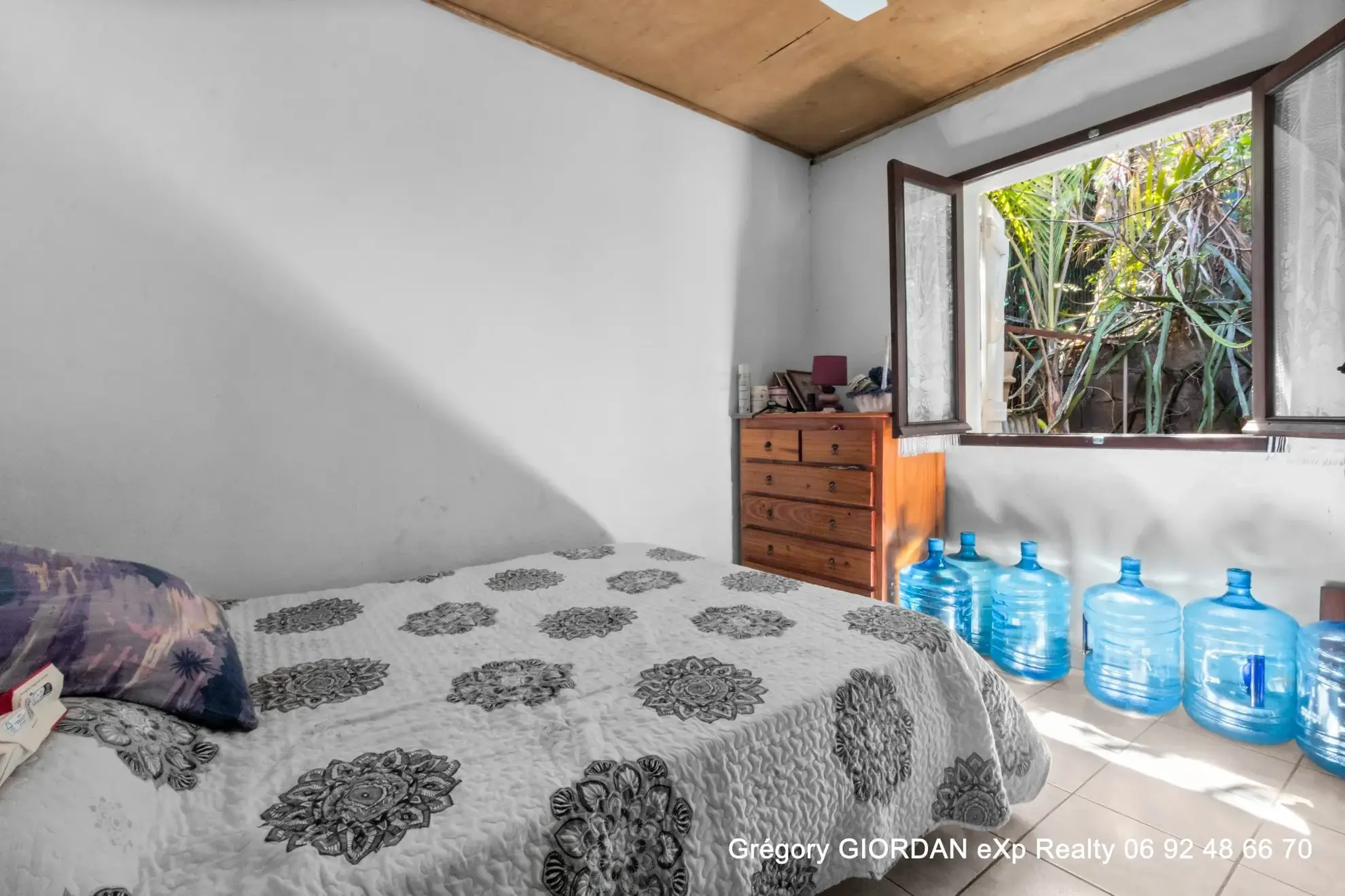 Maison à vendre à Saint-Pierre Réunion – 92 m², 220 m² de terrain, à rénover 