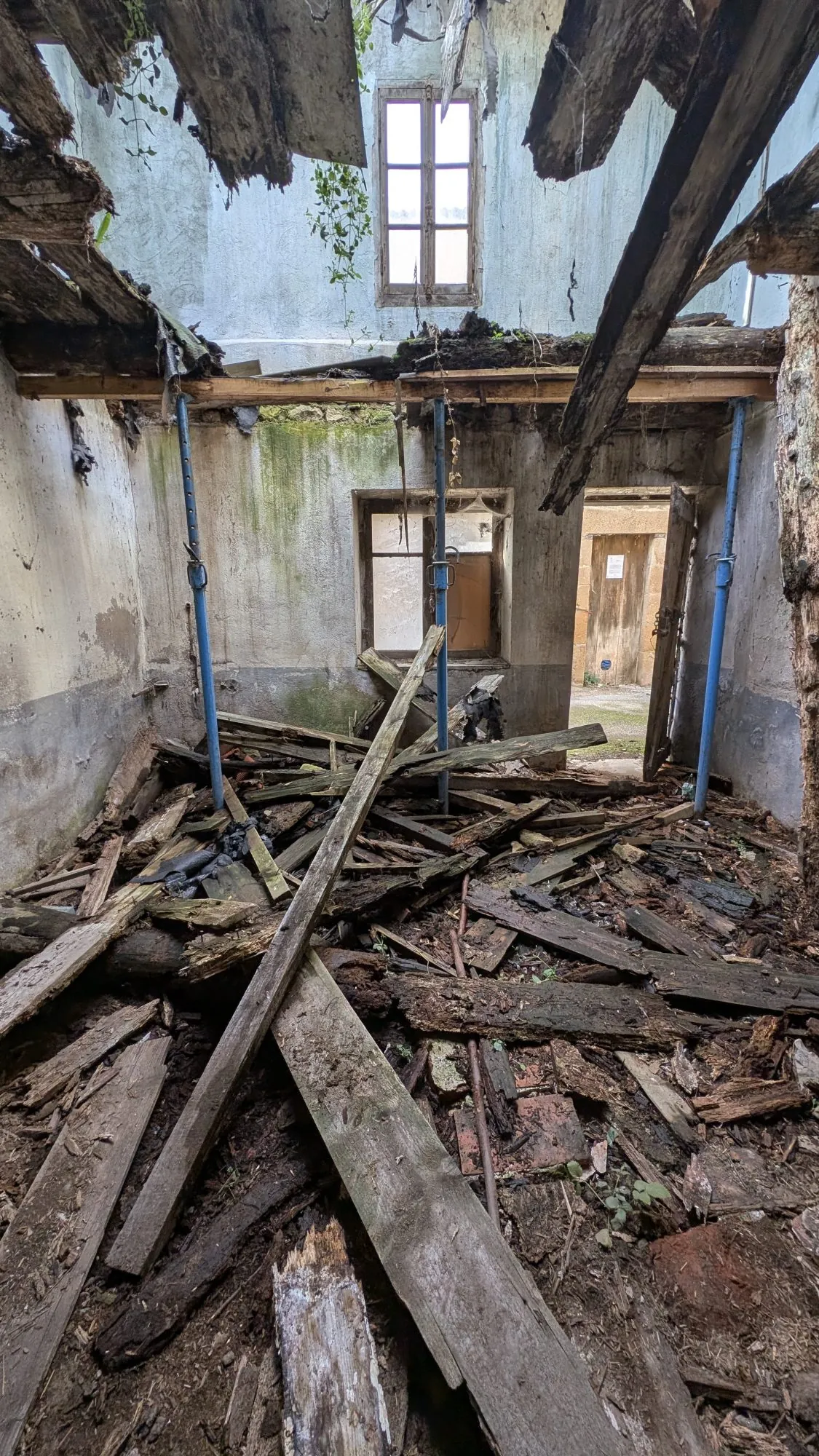 Maison à rénover à Authezat avec grand potentiel – Opportunité à ne pas manquer 