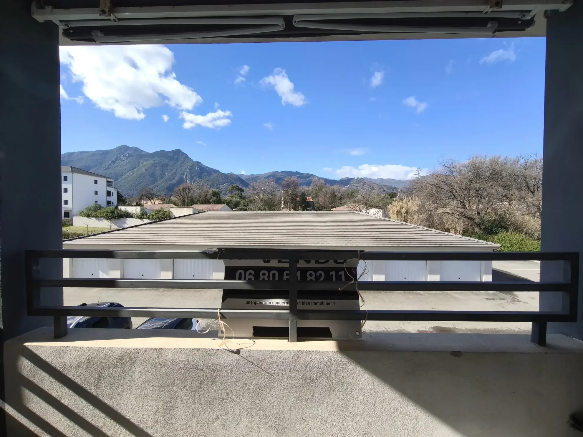 Appartement T2 avec Vue Montagne au Centre de Moriani Plage