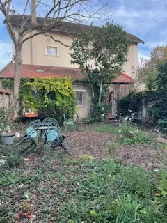 Maison de caractère avec studio indépendant à Étiolles, proche forêt et-centre-ville 