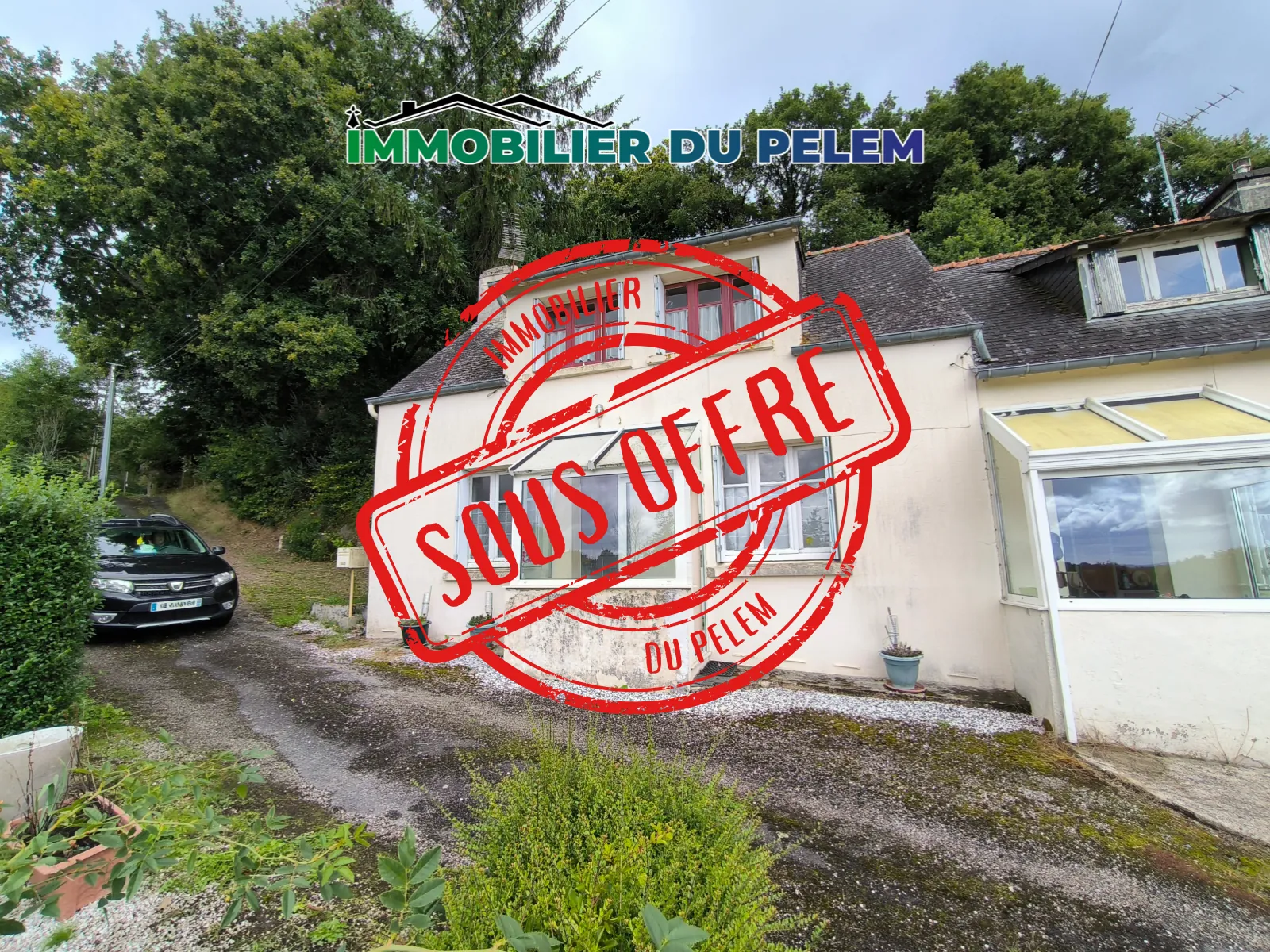 Maison à rénover avec vue dégagée à Saint-Nicolas-du-Pélem en Centre-Bretagne