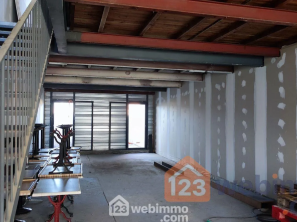 Loft de 110 m² à aménager à Charleval, idéal résidence ou investissement