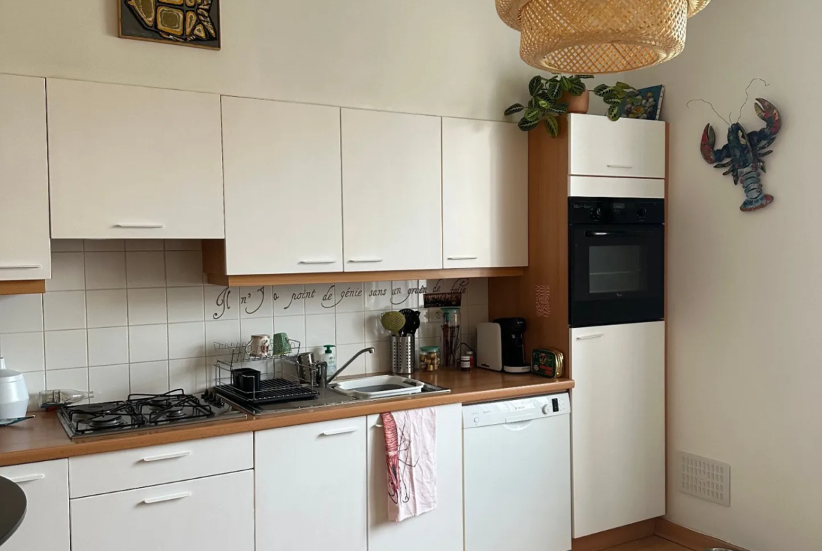 Appartement traversant de 32m² à Dinard, proche plage et commerces 