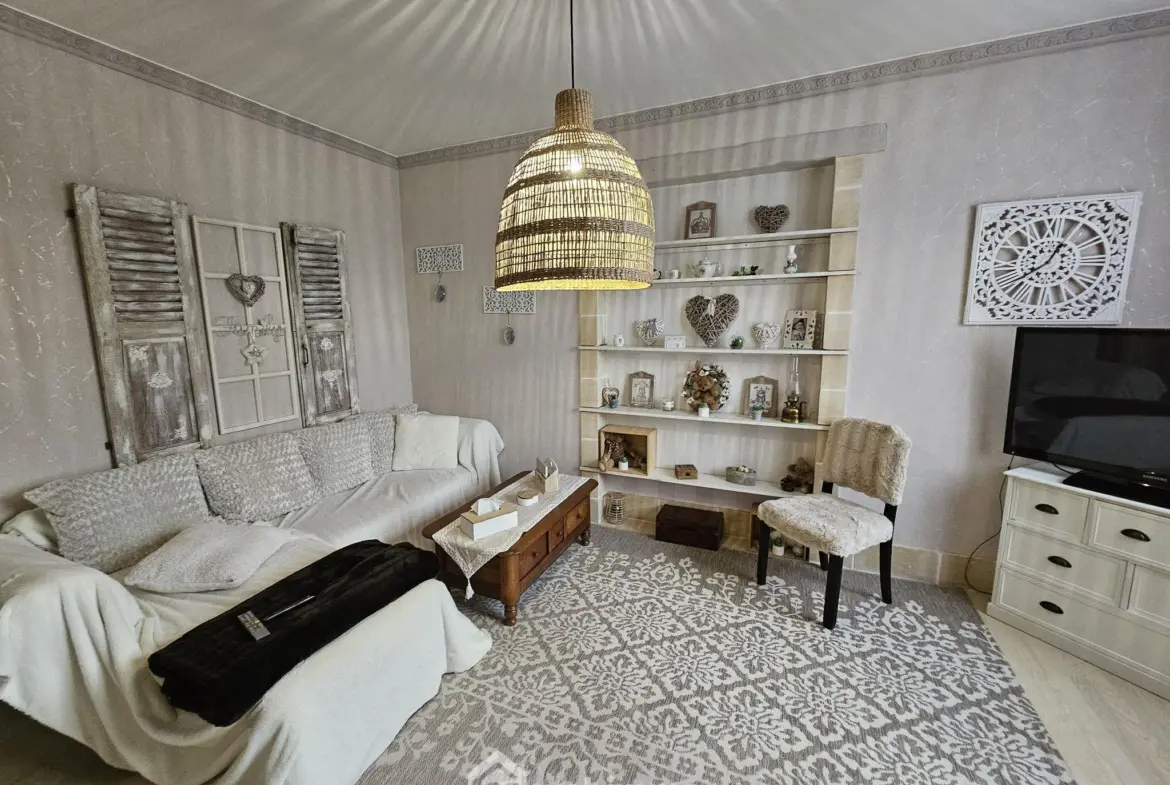 À vendre maison de ville de 76m2 à Noyon, proche gare et commodités 