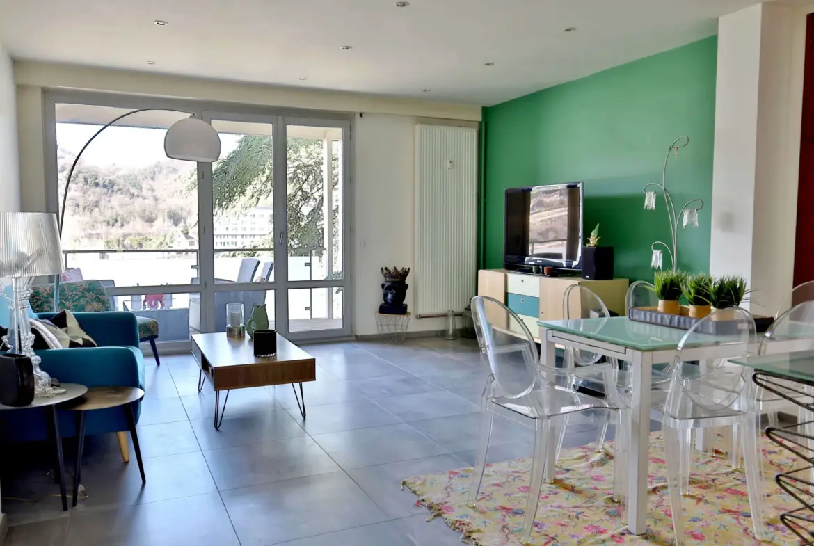 Appartement T4 de 86,01 m² avec balcon, cave et garage à Vienne 