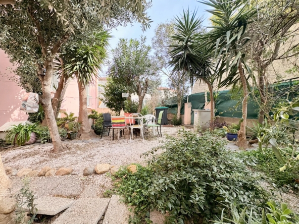 Grand T3 lumineux de 75 m2 avec vue sur remparts à Perpignan