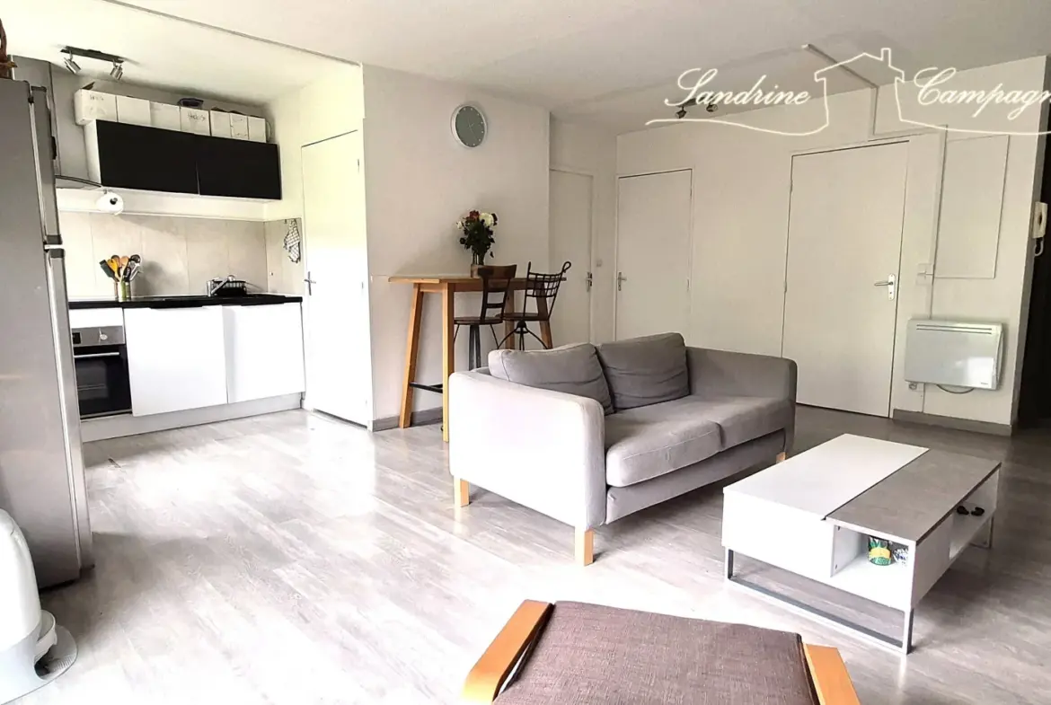 Appartement T2 avec parking et vue dégagée à Cavaillon 