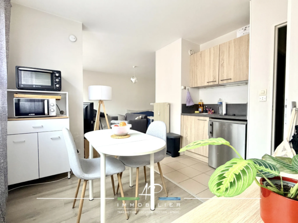 Studio / T1 en vente à Dijon centre-ville proche BSB avec parking