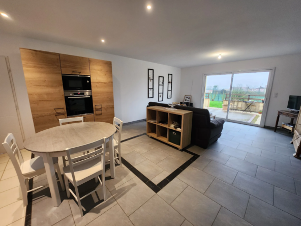 Maison de plain-pied 3 chambres avec garage à Saint-Jean-d'Hermine