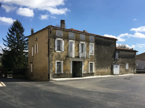 Ensemble immobilier à Mirepoix - 5 maisons en excellent potentiel de rénovation