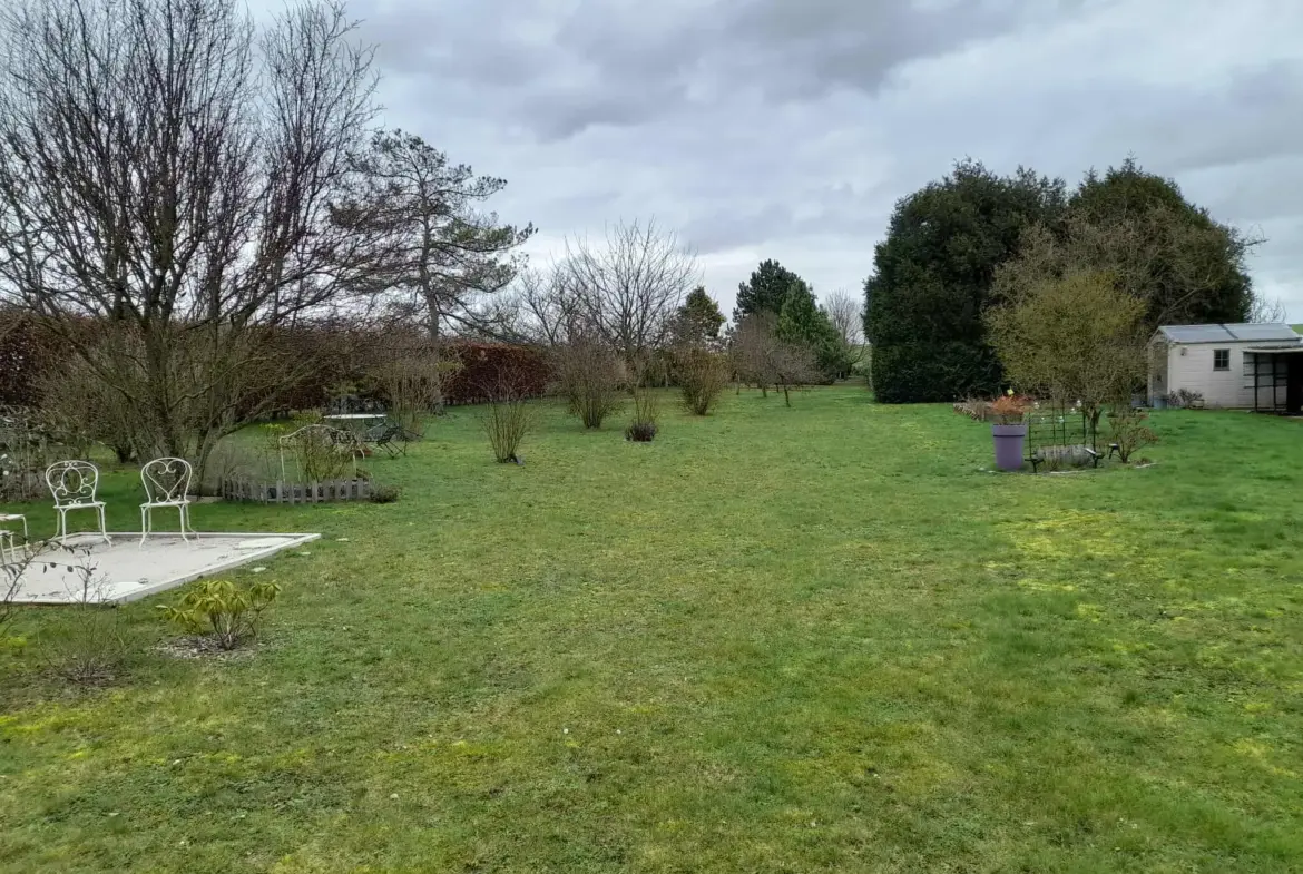 Maison à vendre de 139 m² avec jardin à Monceau le Neuf et Faucouzy 