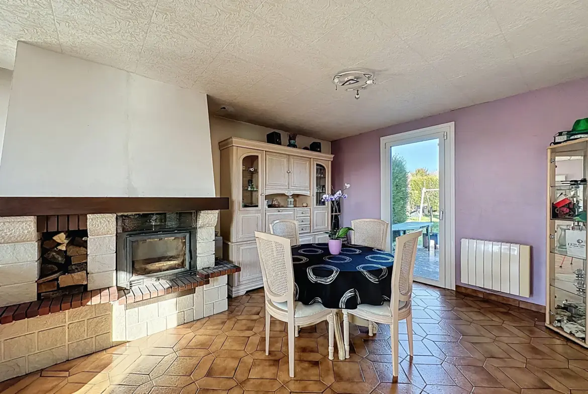 Maison individuelle de 100 m² avec piscine à Magny-en-Vexin, proche commodités 