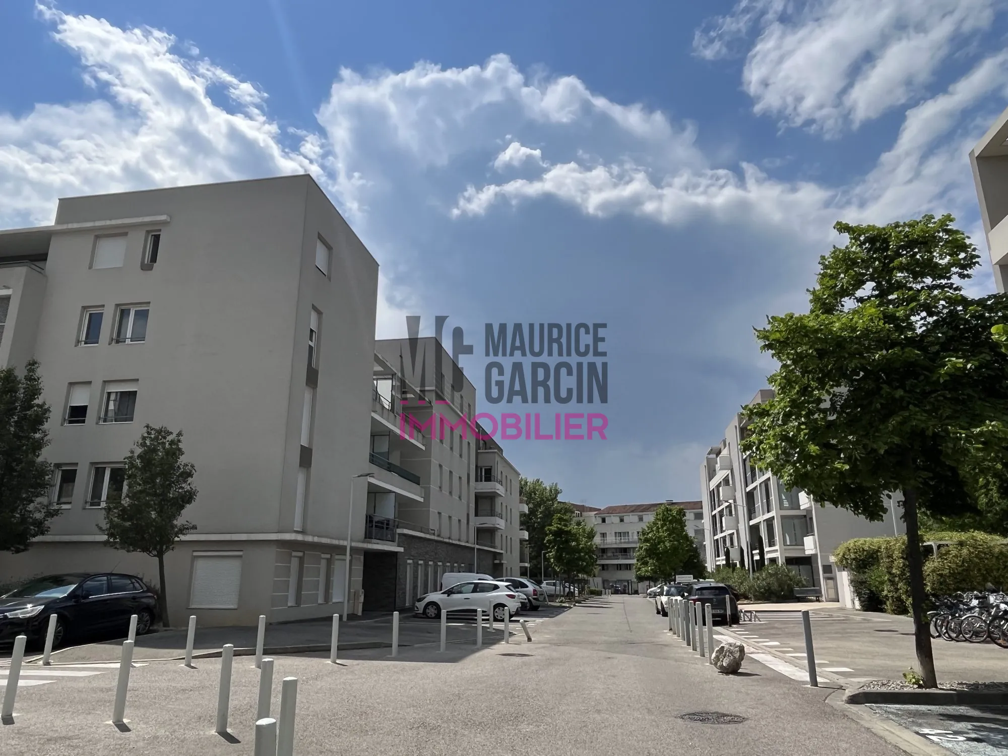 Bel Appartement T2 de 41 m² avec Terrasse à Vendre à Avignon