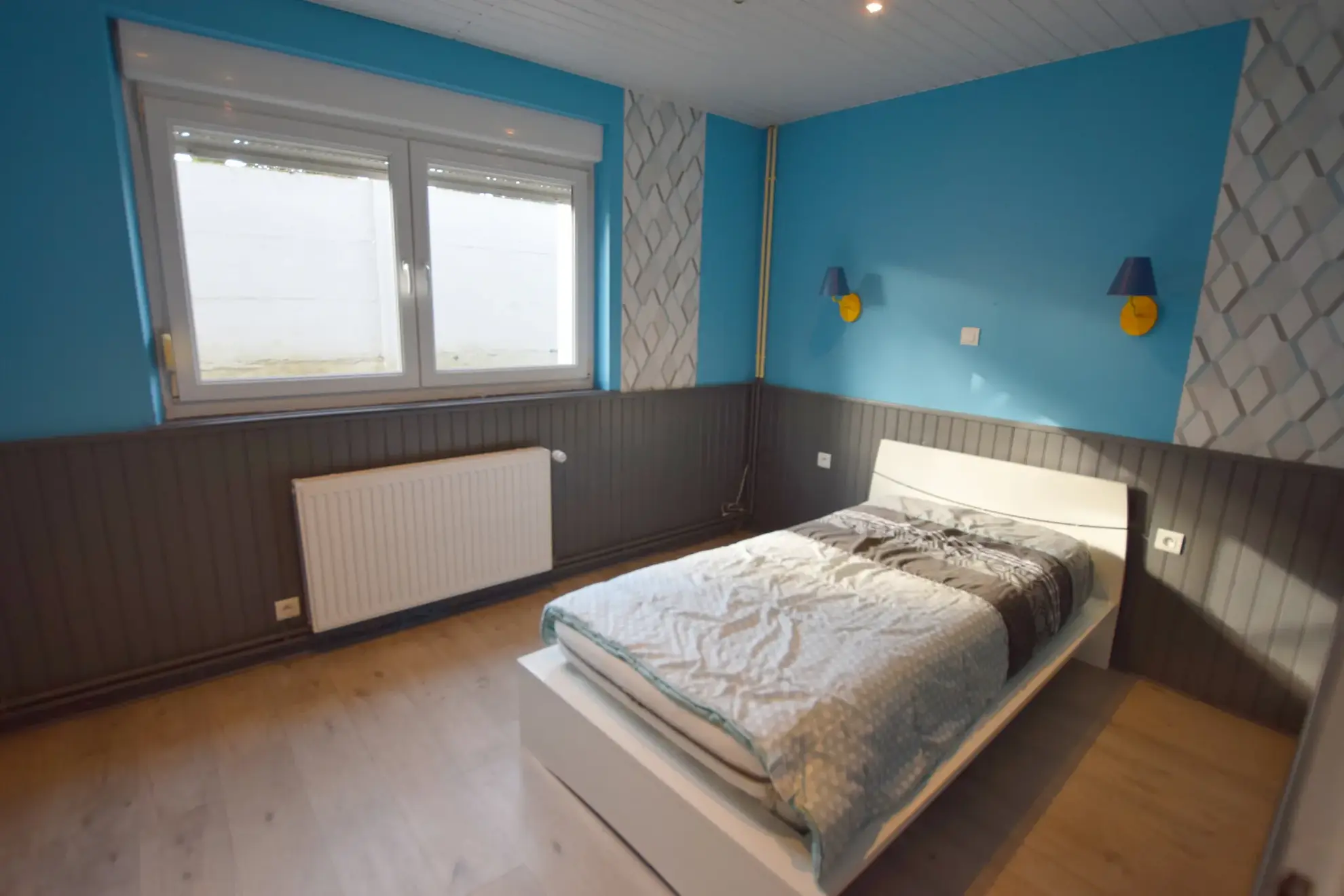 Maison atypique et lumineuse à Mathay avec jardin et garage - 3 chambres 