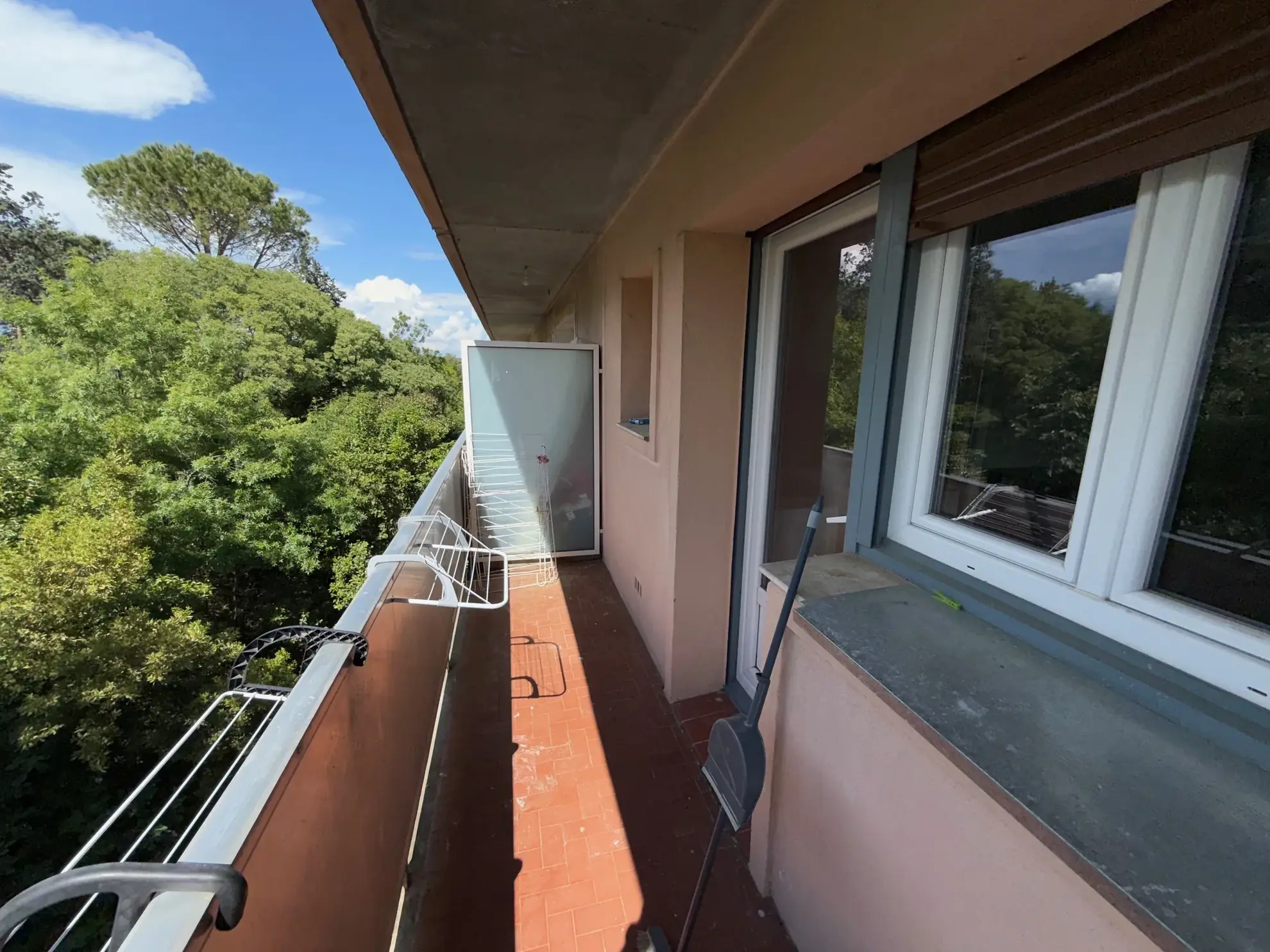 À vendre deux studios meublés à Montpellier de 18 et 20 m² avec parking et balcon