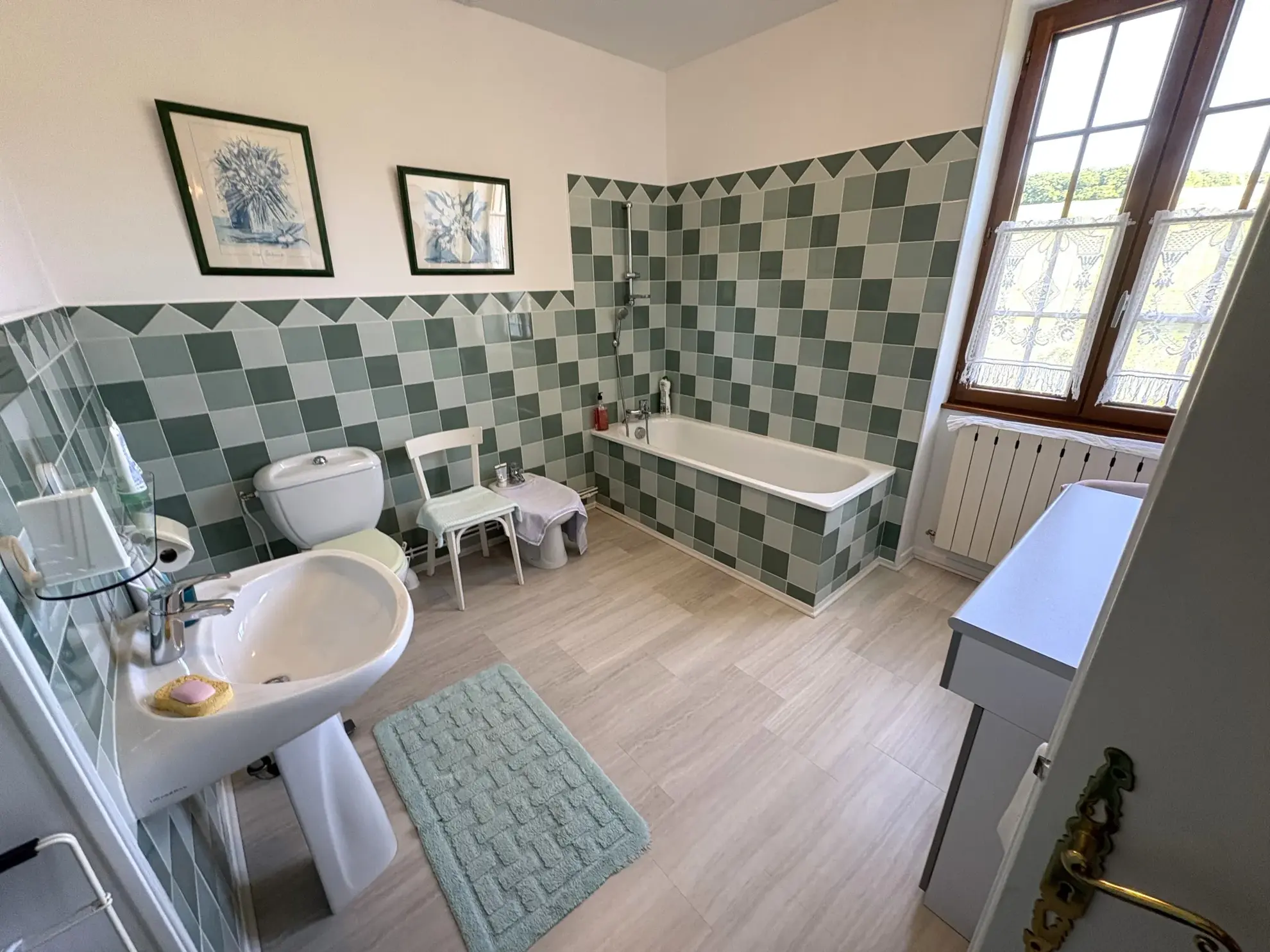 Maison spacieuse avec vue à Premery – 139 000 € 