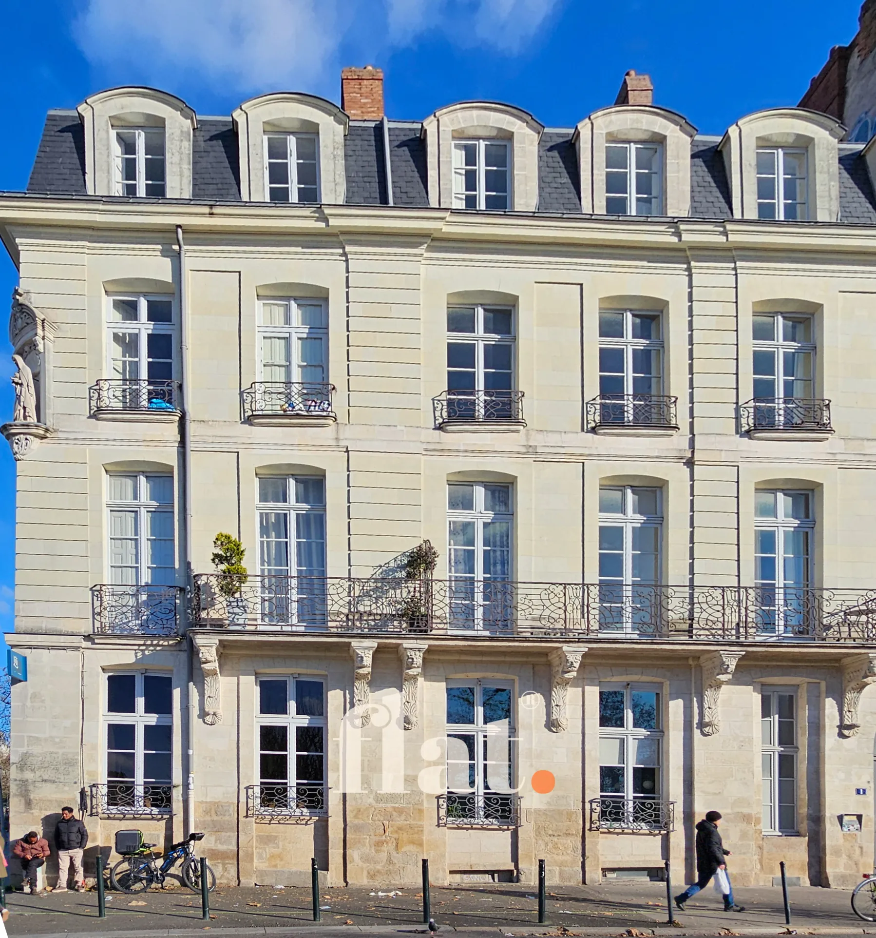 Appartement historique de 70 m² à Nantes, dernier étage, à rénover, idéal investissement ou résidence principale