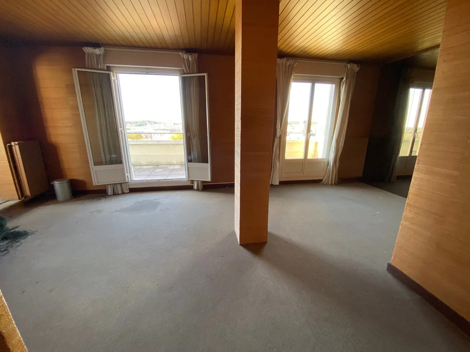 Grand appartement T2 avec vue imprenable à Nîmes 