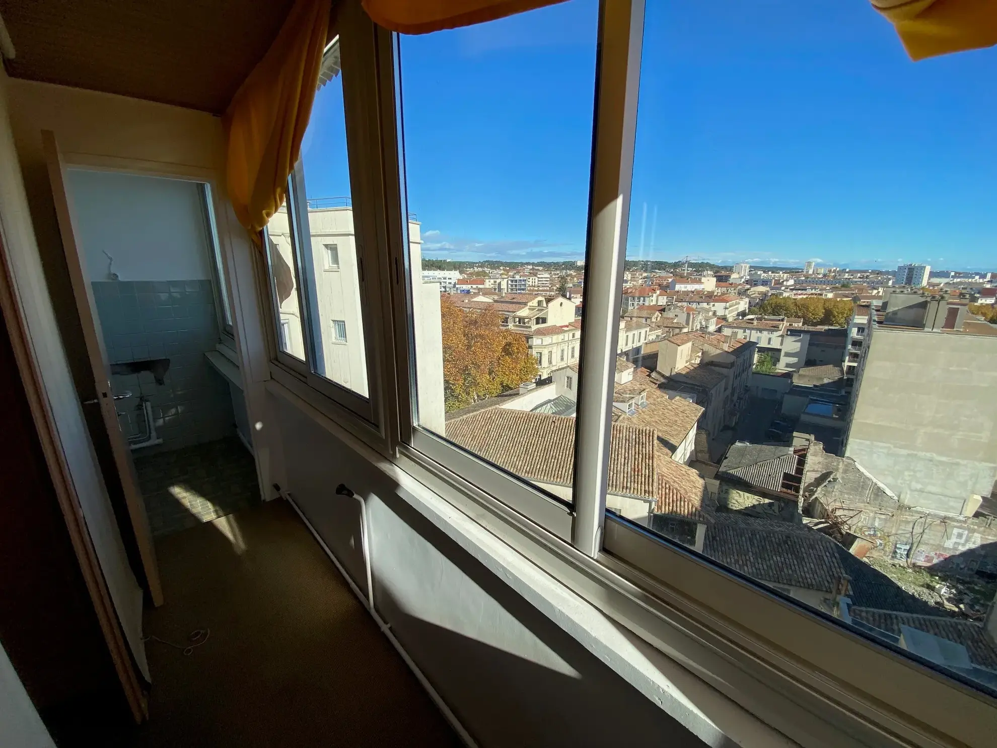 Grand appartement T2 avec vue imprenable à Nîmes 