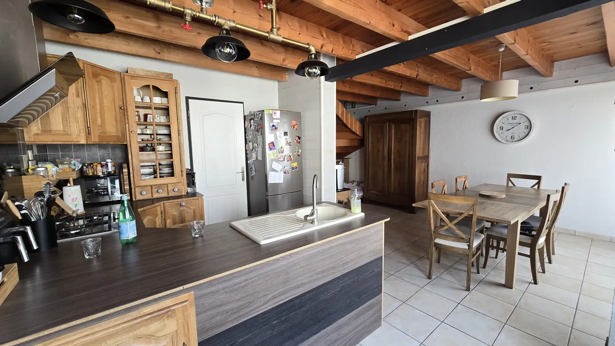 Maison rénovée avec jardin et terrasse à La Jarrie - Bois, 110 m² 