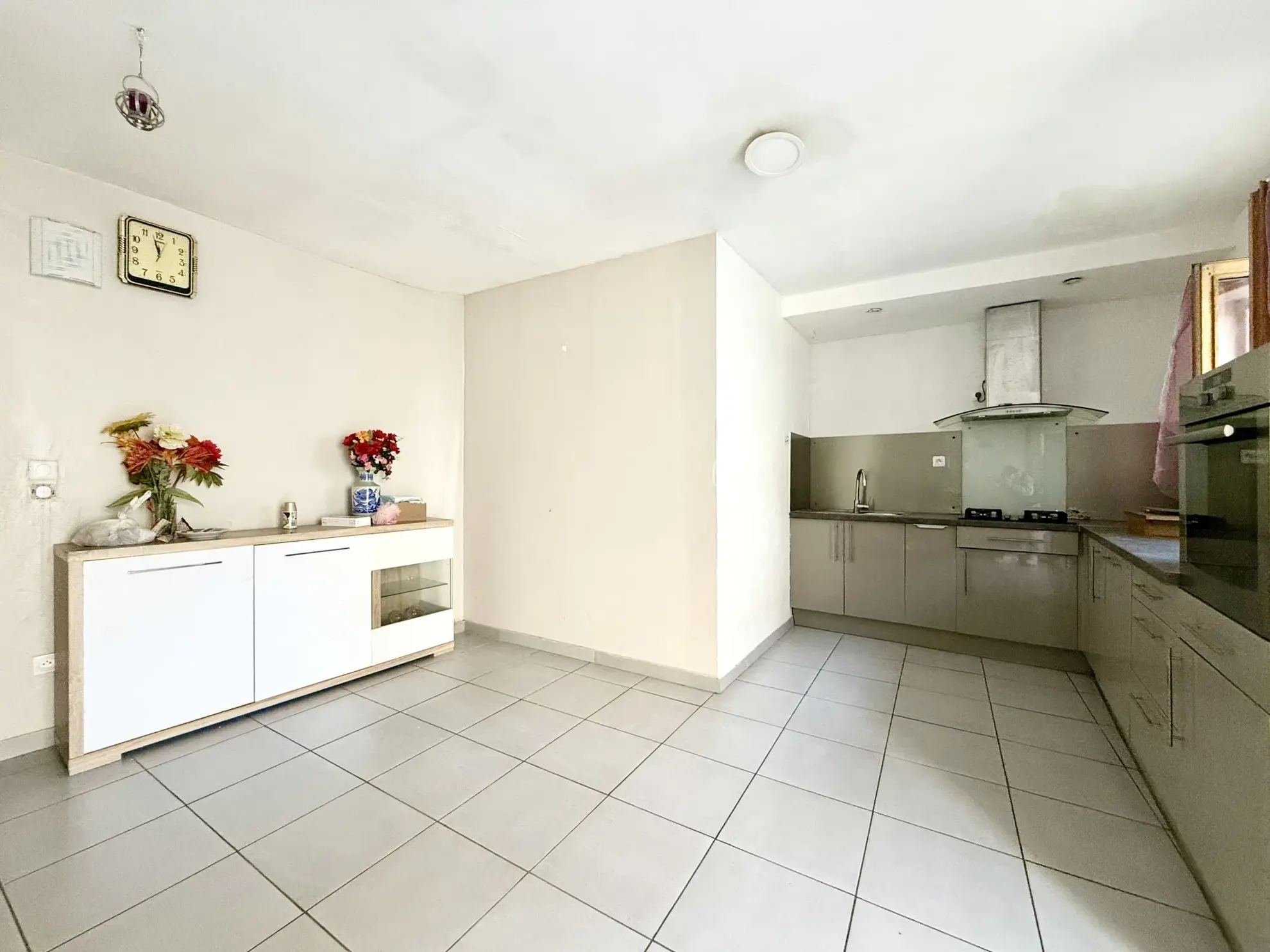 Maison de village à Beauvoisin de 110 m² avec 3 chambres et potentiel d'extension