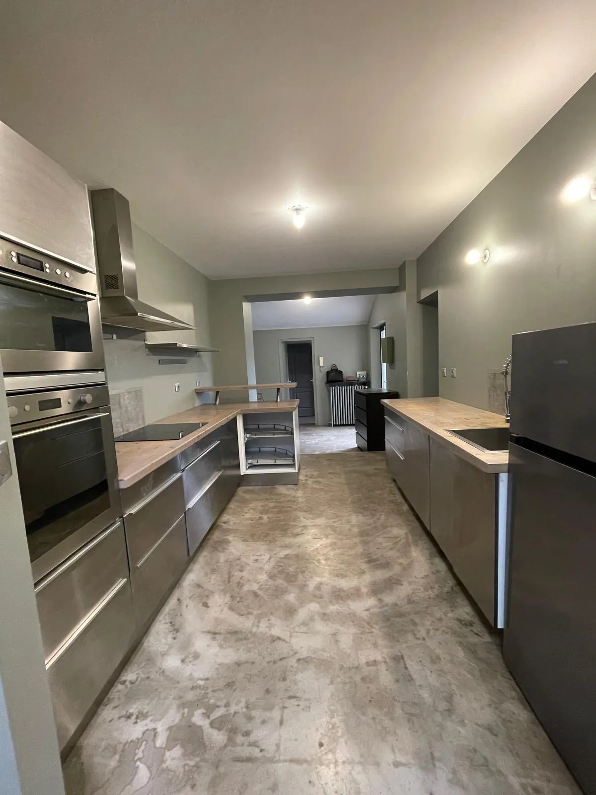 Maison de caractère à Sainte-Savine avec studio indépendant, jardin et garage – 132 m² 