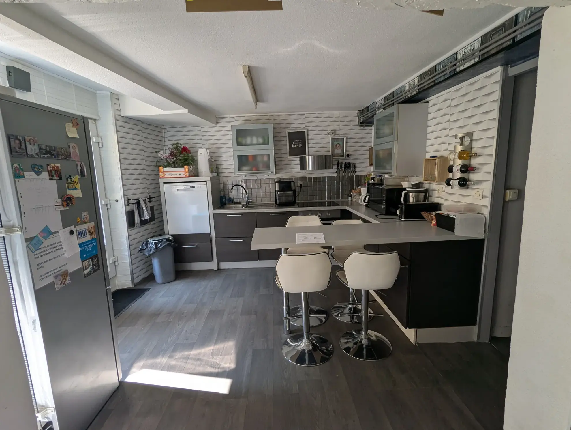 Maison atypique à Gray avec double accès et 5 chambres - Idéal famille ou colocation