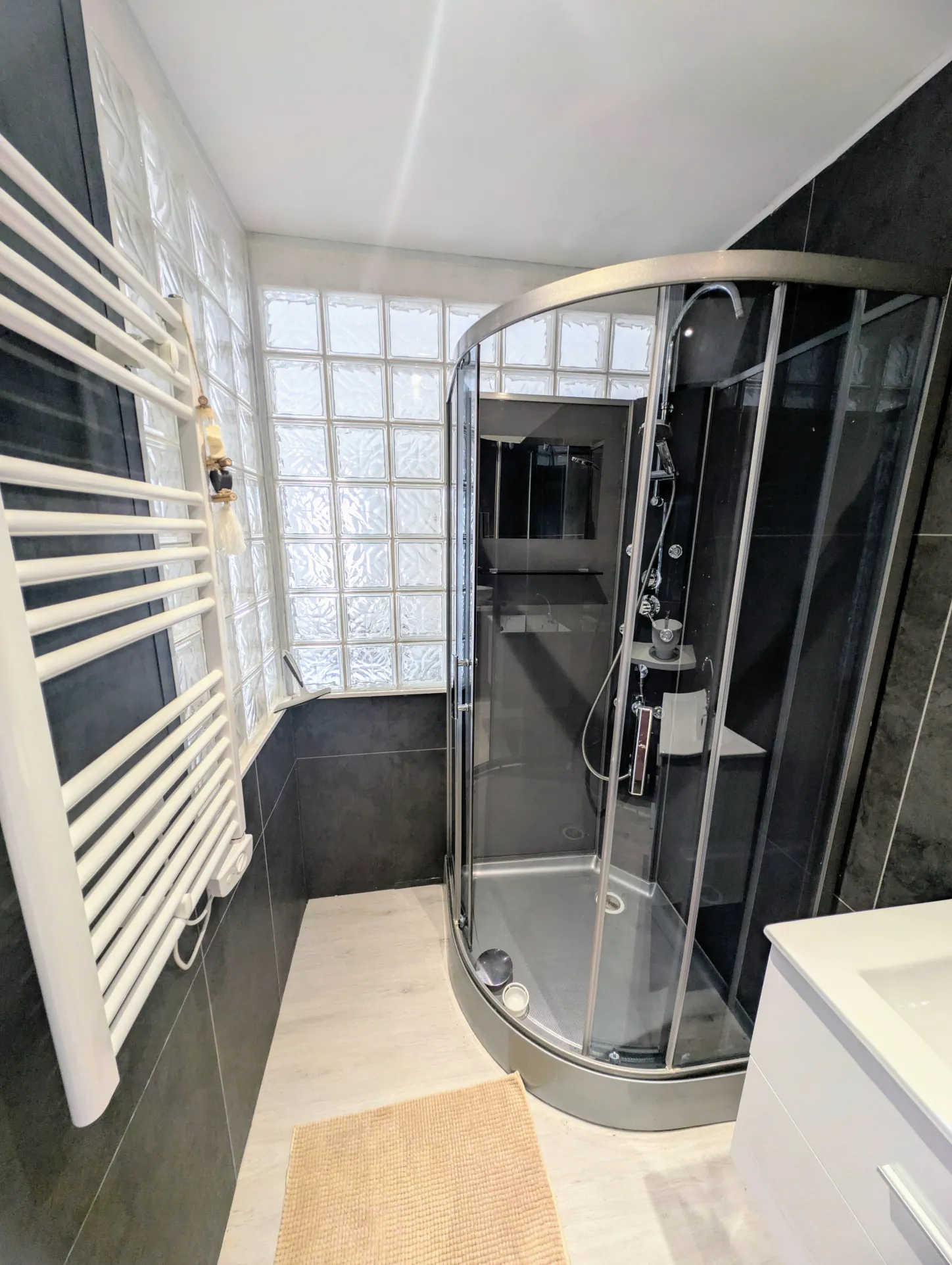 Achat appartement lumineux 95m² T4 avec vue cathédrale à Troyes 