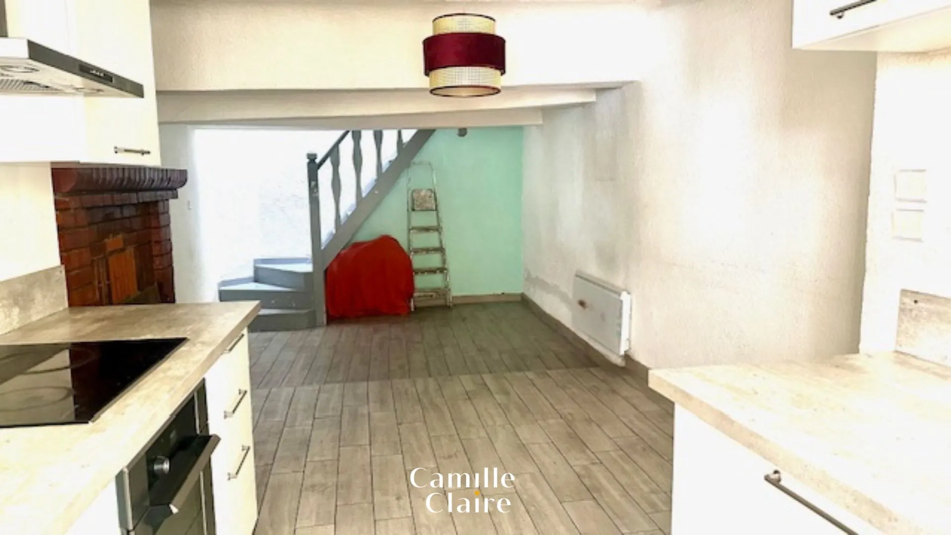 Charmante maison de village à Peynier avec cave et combles aménageables 