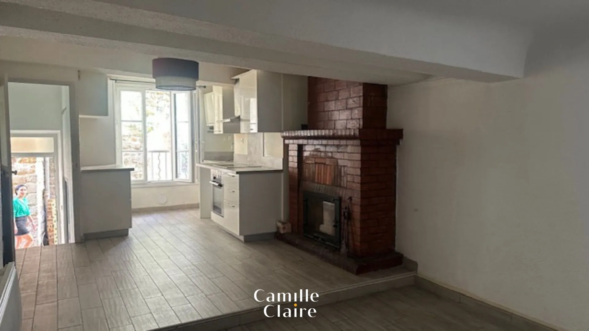 Charmante maison de village à Peynier avec cave et combles aménageables 