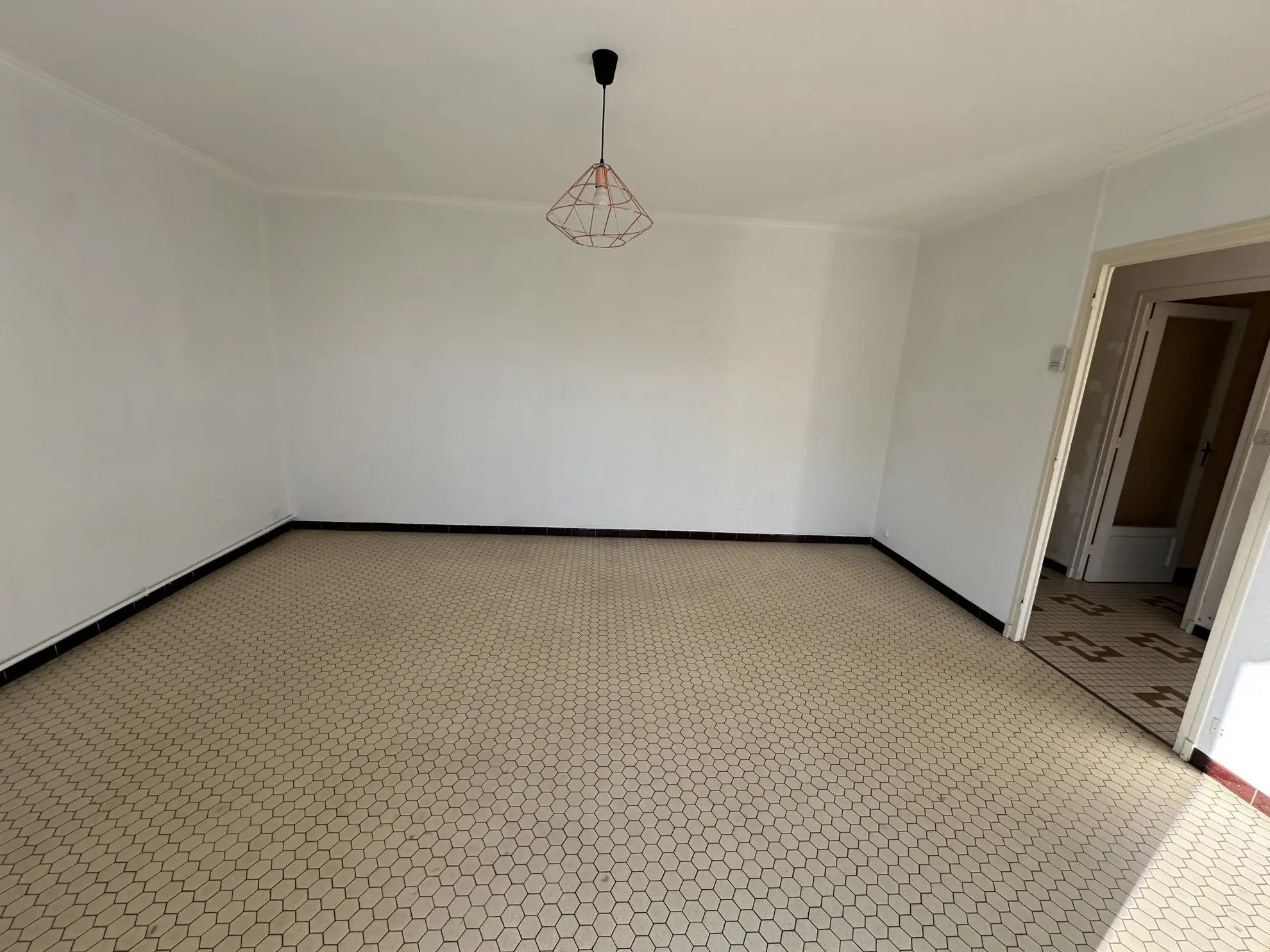 Maison de plain-pied à Marmande 47200 avec jardin et garage 