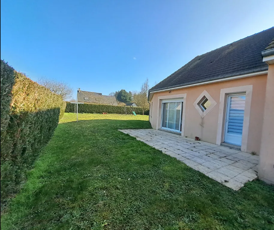 Maison moderne avec suite parentale, jardin et garage à Crosmières, parfait refuge cocooning 