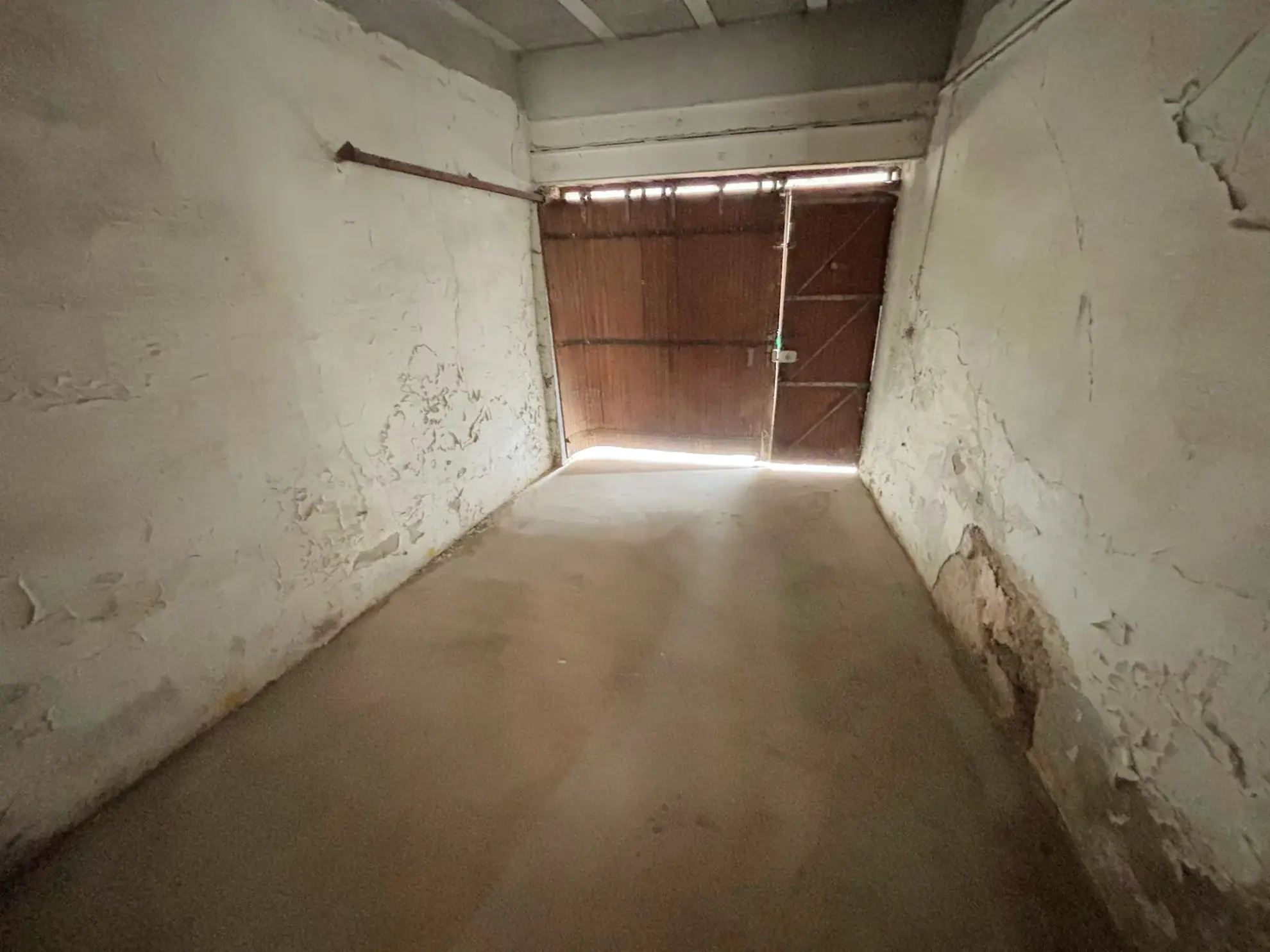 Maison de ville à rénover avec jardin à Saint-Galmier - Opportunité à saisir 