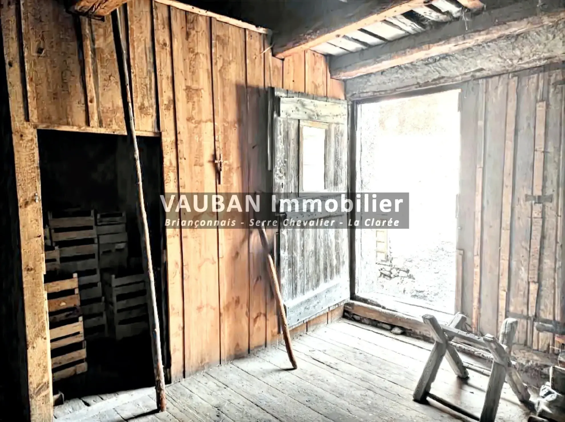 Maison de pays à rénover dans la Vallée de la Clarée – Proche Briançon 