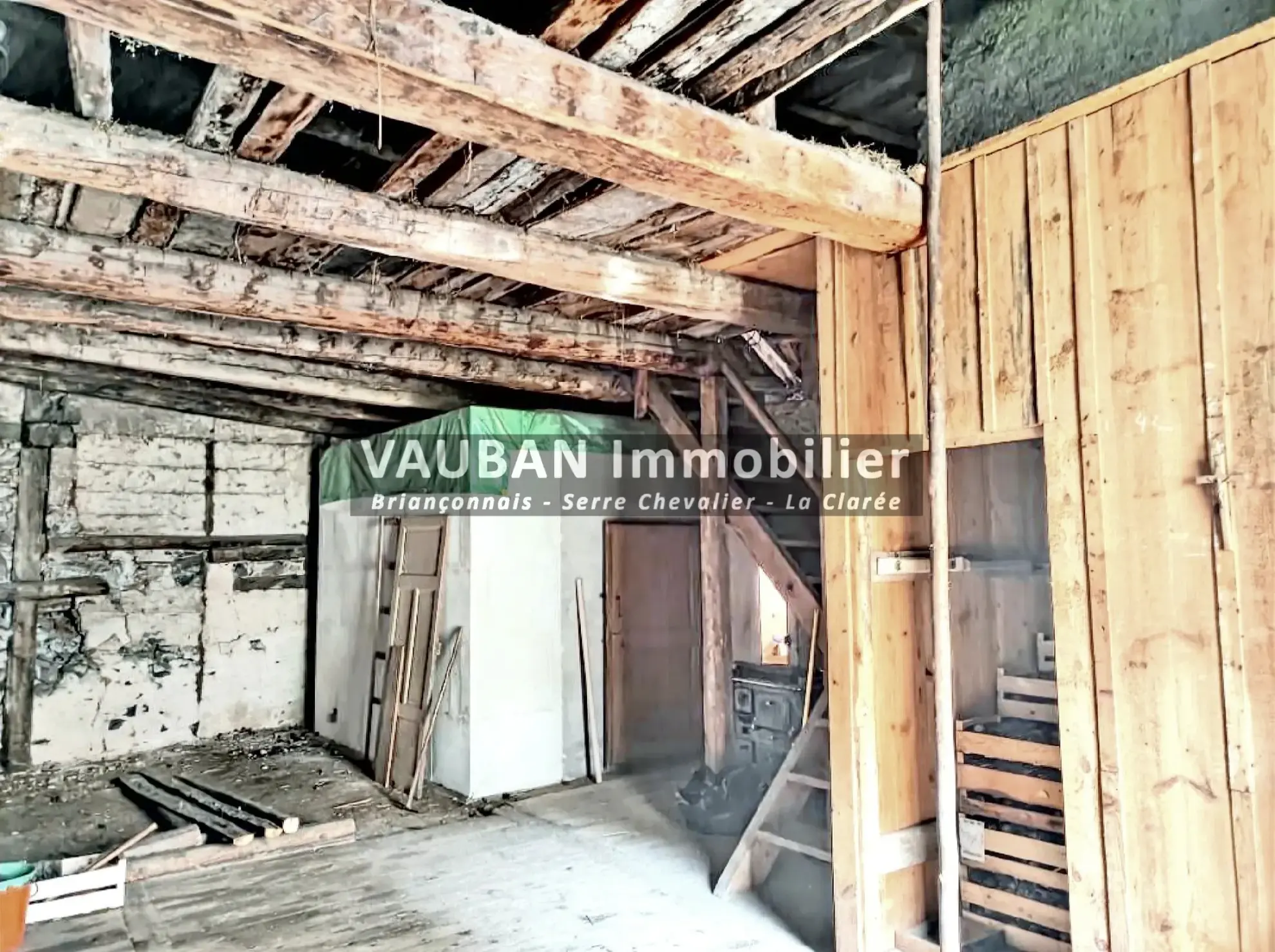 Maison de pays à rénover dans la Vallée de la Clarée – Proche Briançon 