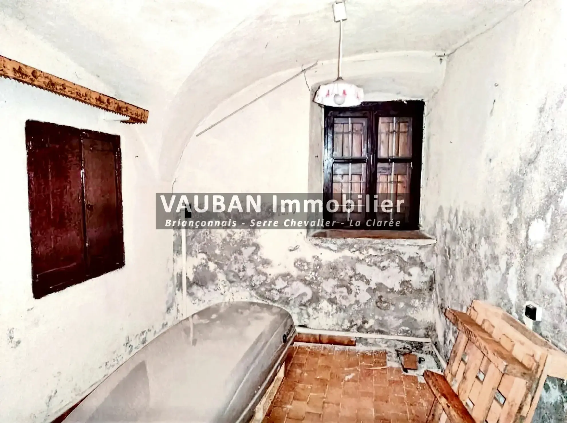 Maison de pays à rénover dans la Vallée de la Clarée – Proche Briançon 