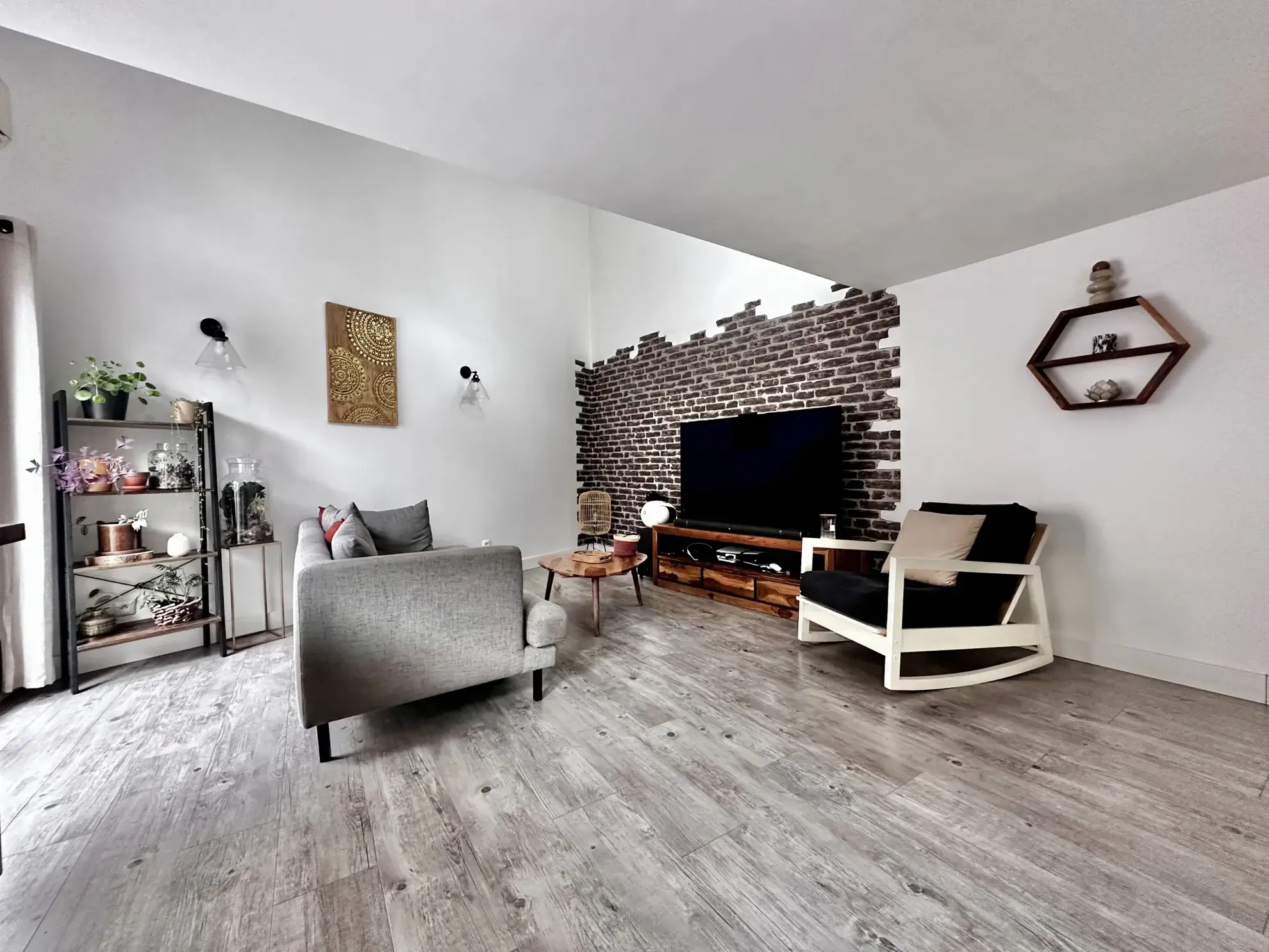 Charmante maison de village à Mireval avec terrasse et parking 