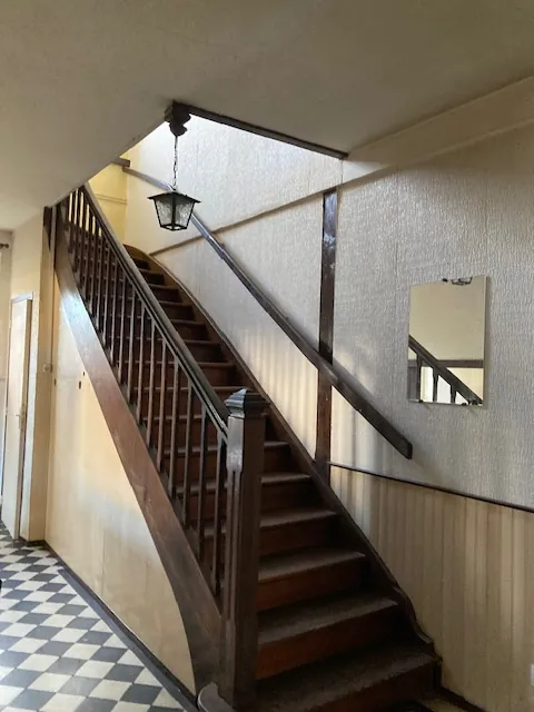 Belle propriété avec étang, terrain de 8000 m² à Bremenil près de Badonviller 