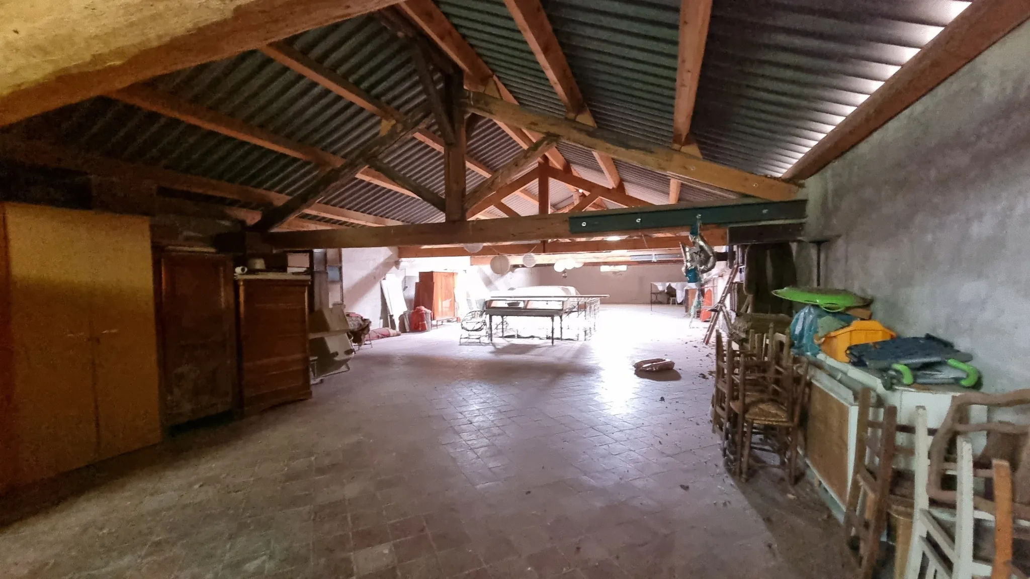 Ensemble de bâtiments en pierre de 740 m² avec terrain à Comps 