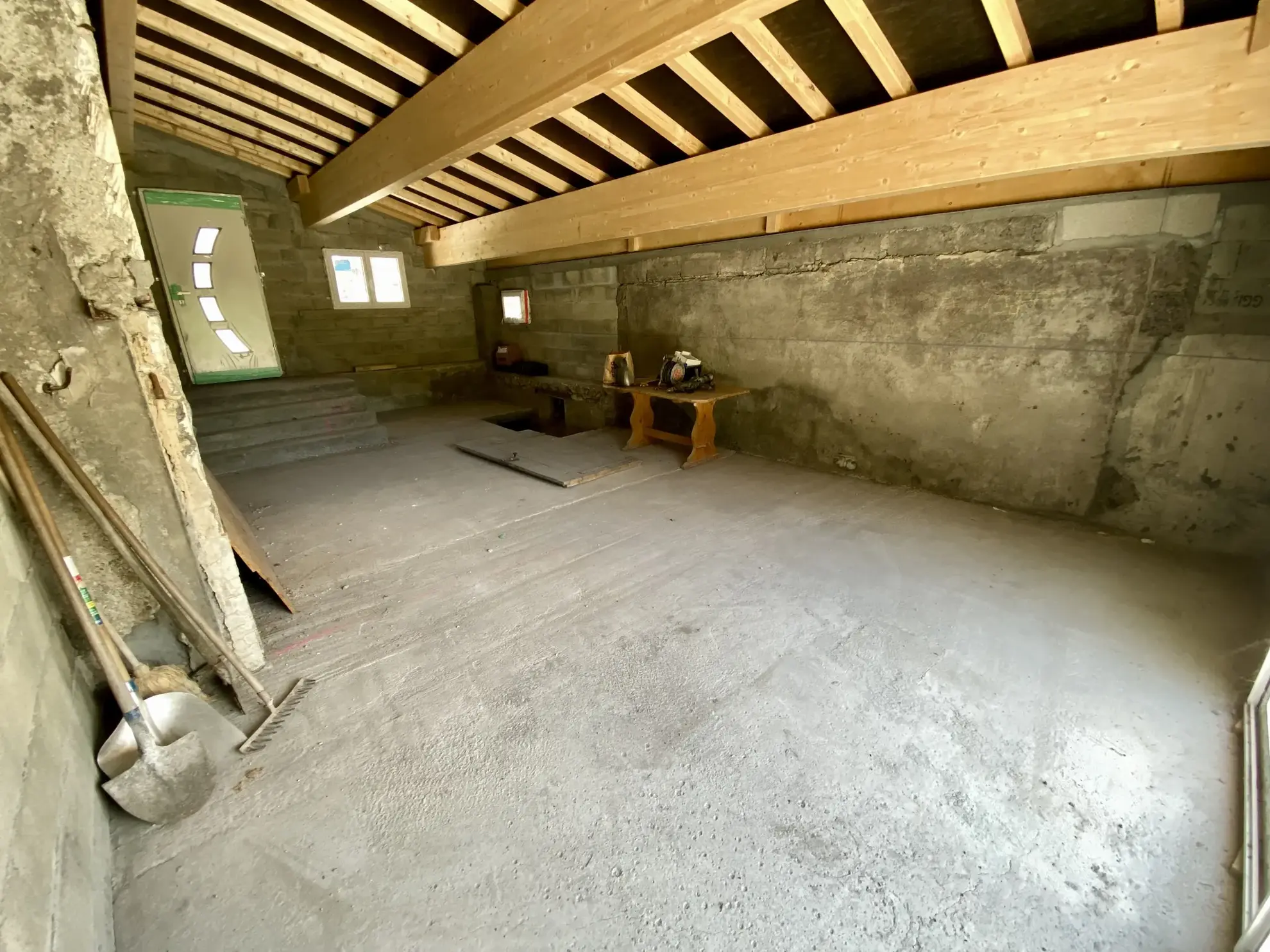 Maison à rénover avec potentiel à Saint-Jean-de-Maurienne 